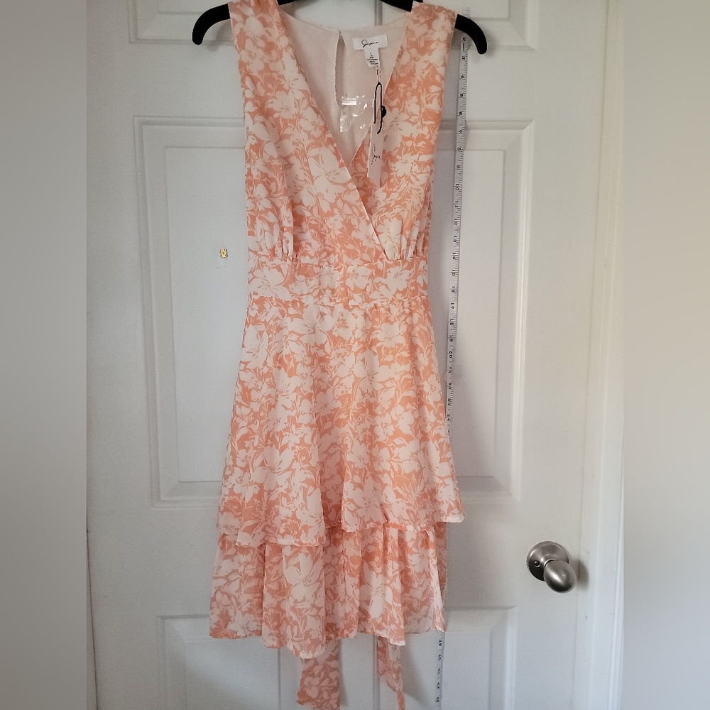 NWT Japna Peach/Cream size large garden dress.